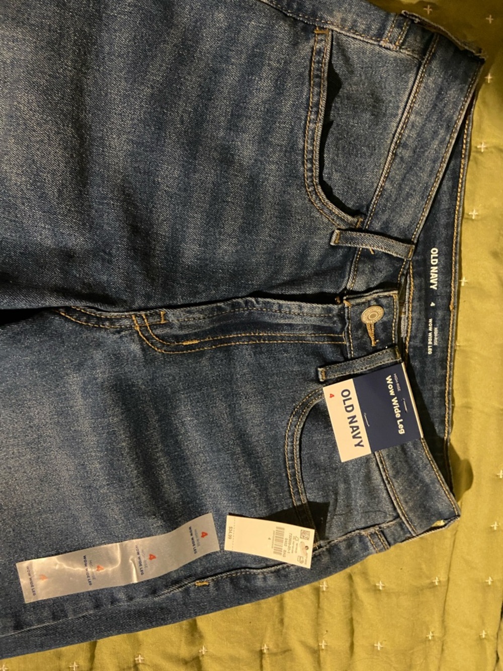 Old Navy Women's Medium Blue Straight-Leg Jeans - Picture 2 of 5